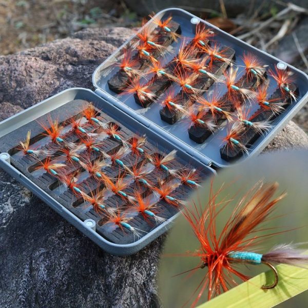Sougayilang Fishing Flies with ABS Plastic Box